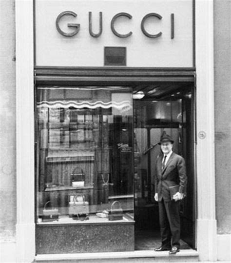 first gucci shop